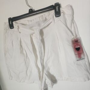 High Waist White Shorts with Drawstring